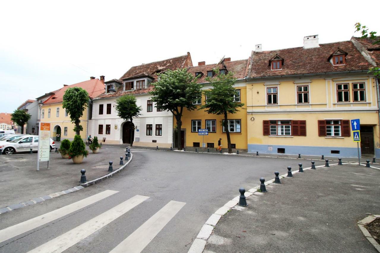 Anne'S House Apartment Sibiu Luaran gambar