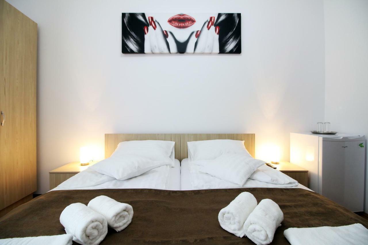 Anne'S House Apartment Sibiu Luaran gambar
